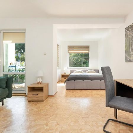 Bright & Spacious Family Apartment In Miedzyzdroje With Parking And 3 Balconies By Noclegi Renters 외부 사진