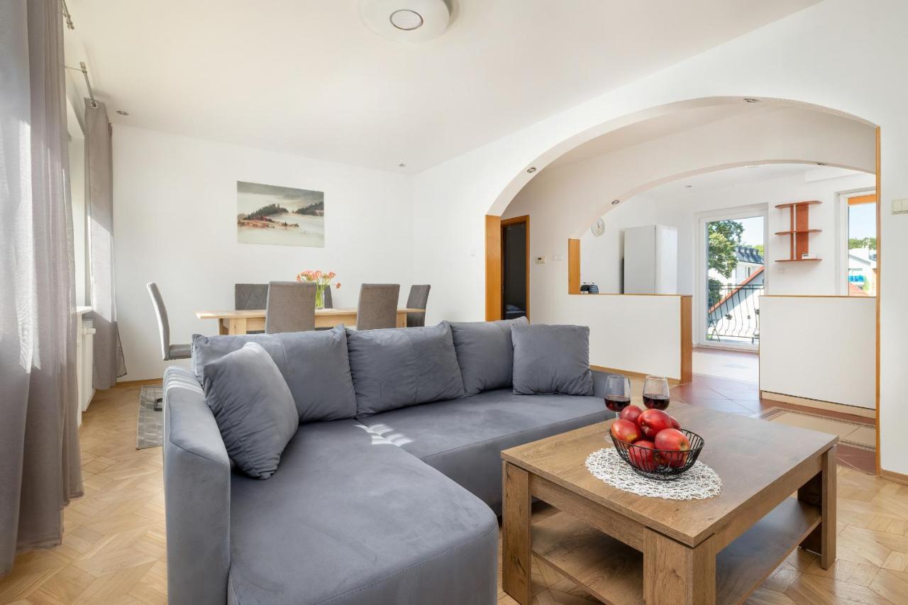 Bright & Spacious Family Apartment In Miedzyzdroje With Parking And 3 Balconies By Noclegi Renters 외부 사진