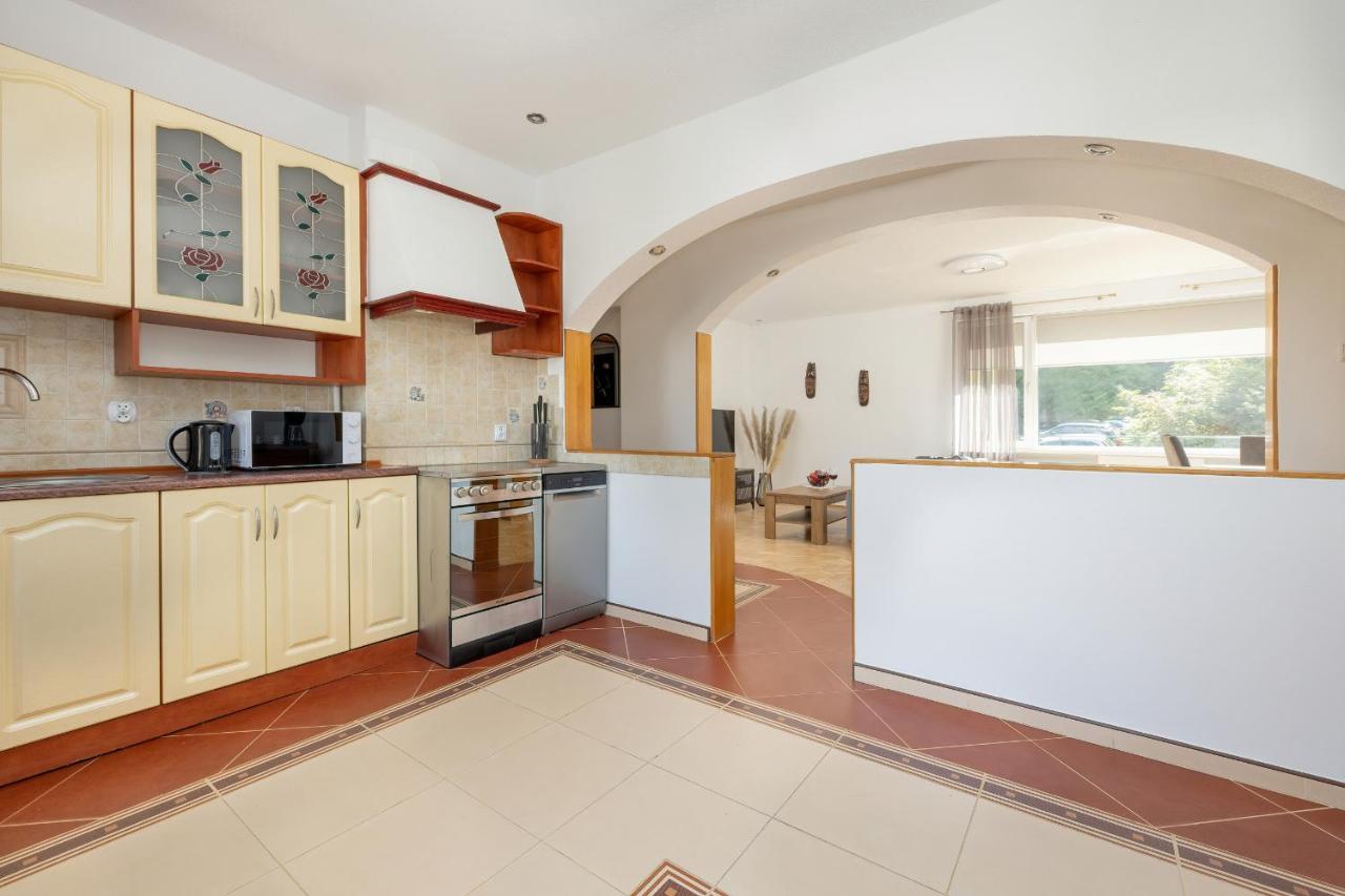 Bright & Spacious Family Apartment In Miedzyzdroje With Parking And 3 Balconies By Noclegi Renters 외부 사진